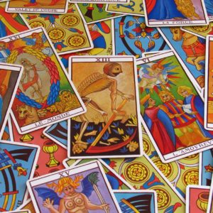 Apprendre à lire les cartes du tarot