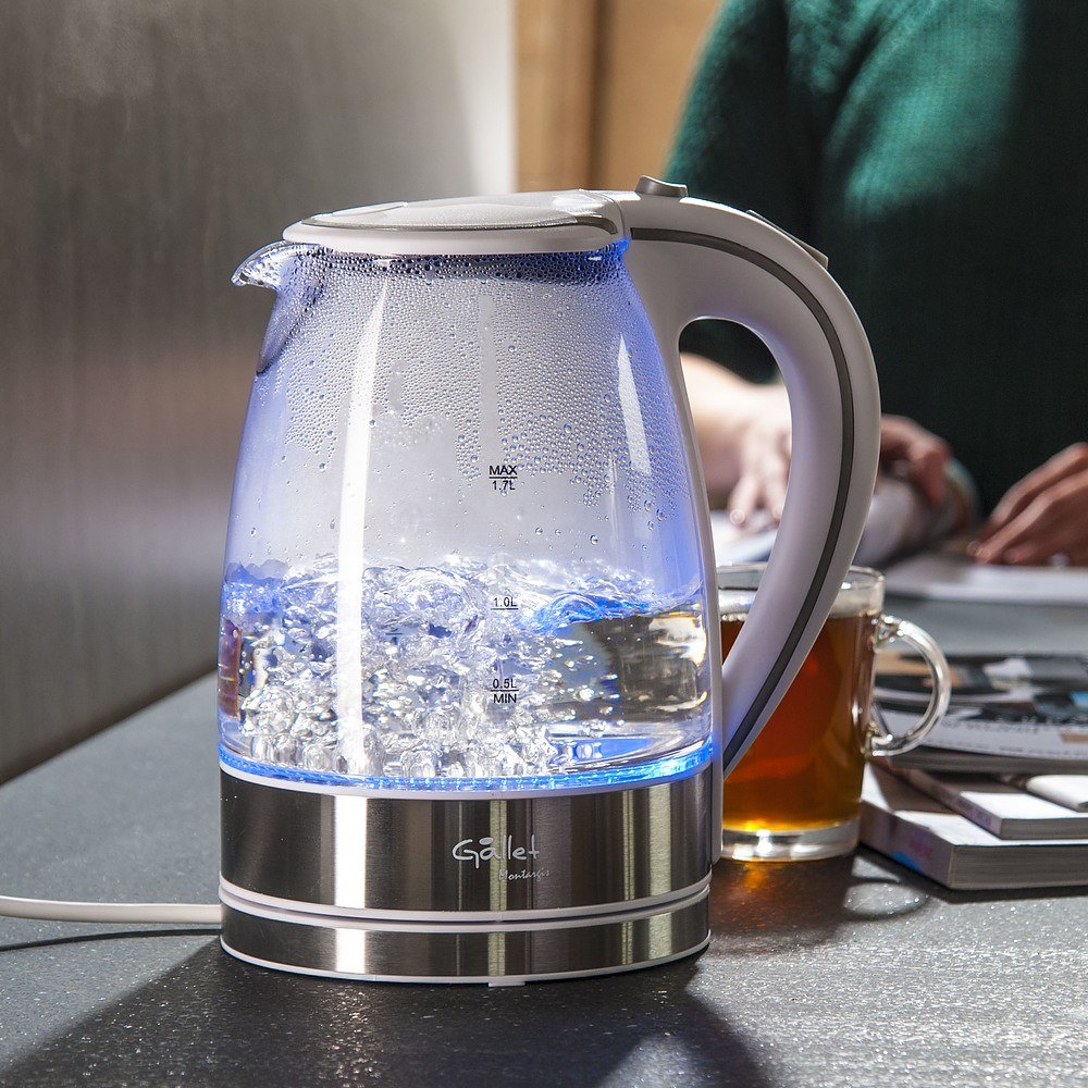 Les théières en verre ont fière allure, mais elles doivent être détartrées régulièrement
