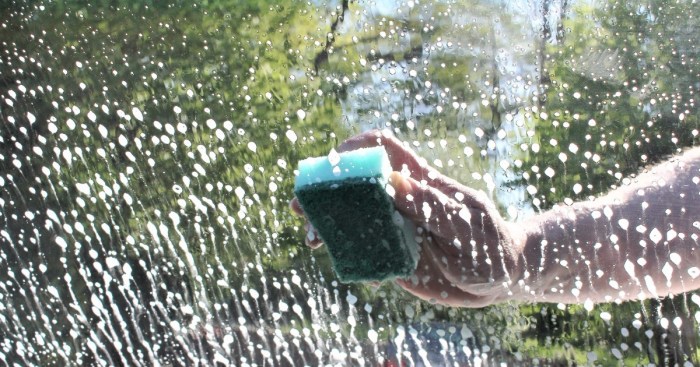 Pare-brise, vitres et rétroviseurs: comment obtenir des résultats optimaux?