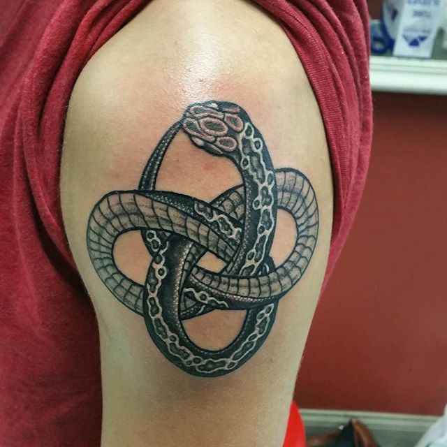 Signification du tatouage de serpent
