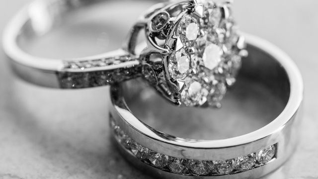 Comment trouver une alliance diamant ?