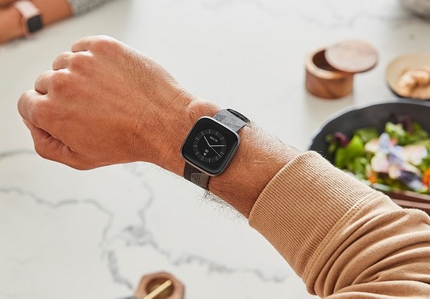 FitBit Versa 2