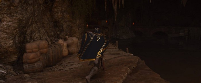 Lorsque vous arrivez à la grotte, tournez à gauche