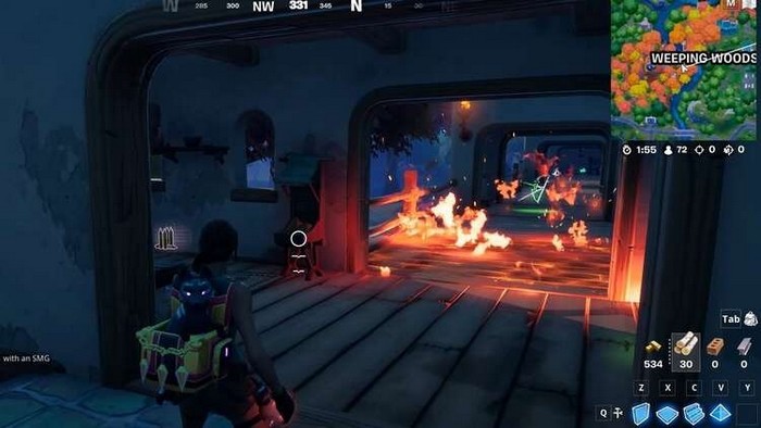 Mettre le feu à des structures