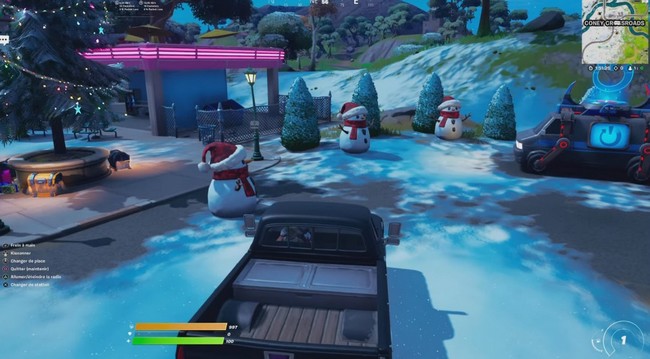 Percuter un bonhomme de neige avec un véhicule, defi de Noel