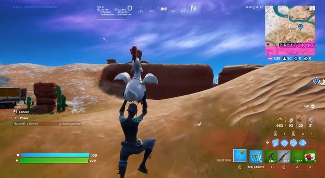 Voler grâce à une poule Fortnite