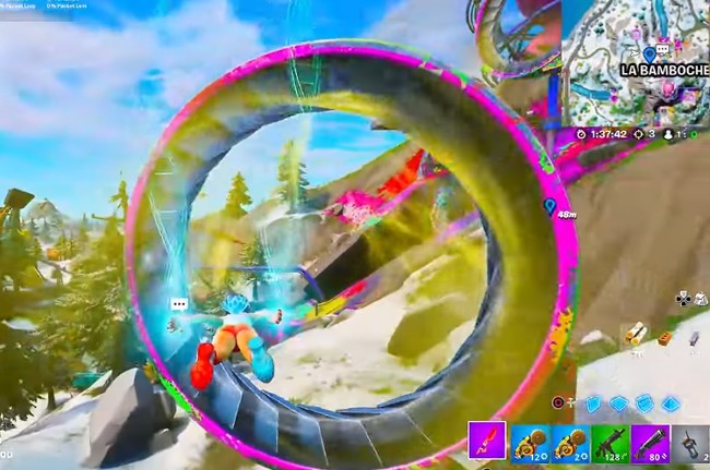 parcourir 500 m dans le sillage aérien autour de la Bamboche