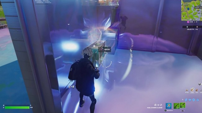 regler le televiseur en portant la tenue fusio fortnite